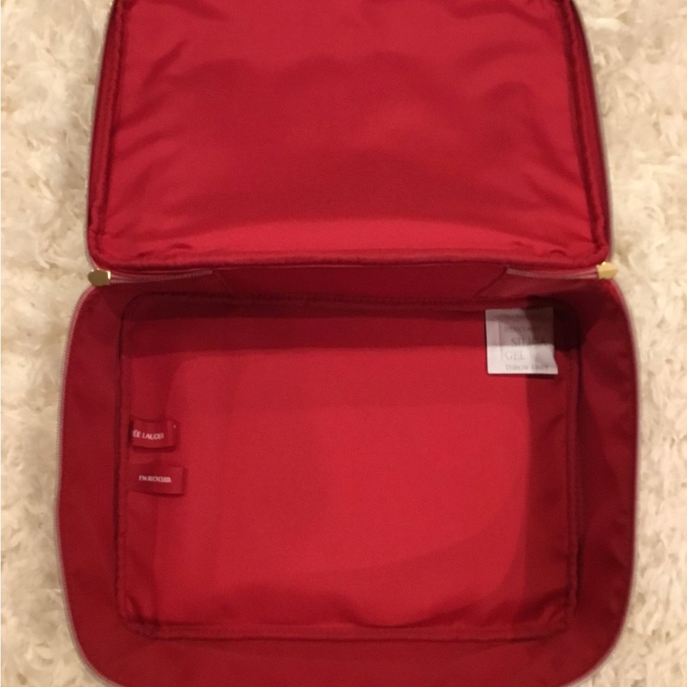 Estée Lauder Red Velvet Train Case, Luxurious - Picture 6 of 7